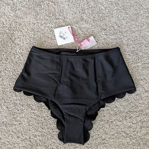 NWT Vanilla Beach High-Waisted Scalloped Black Bikini Bottom - M
